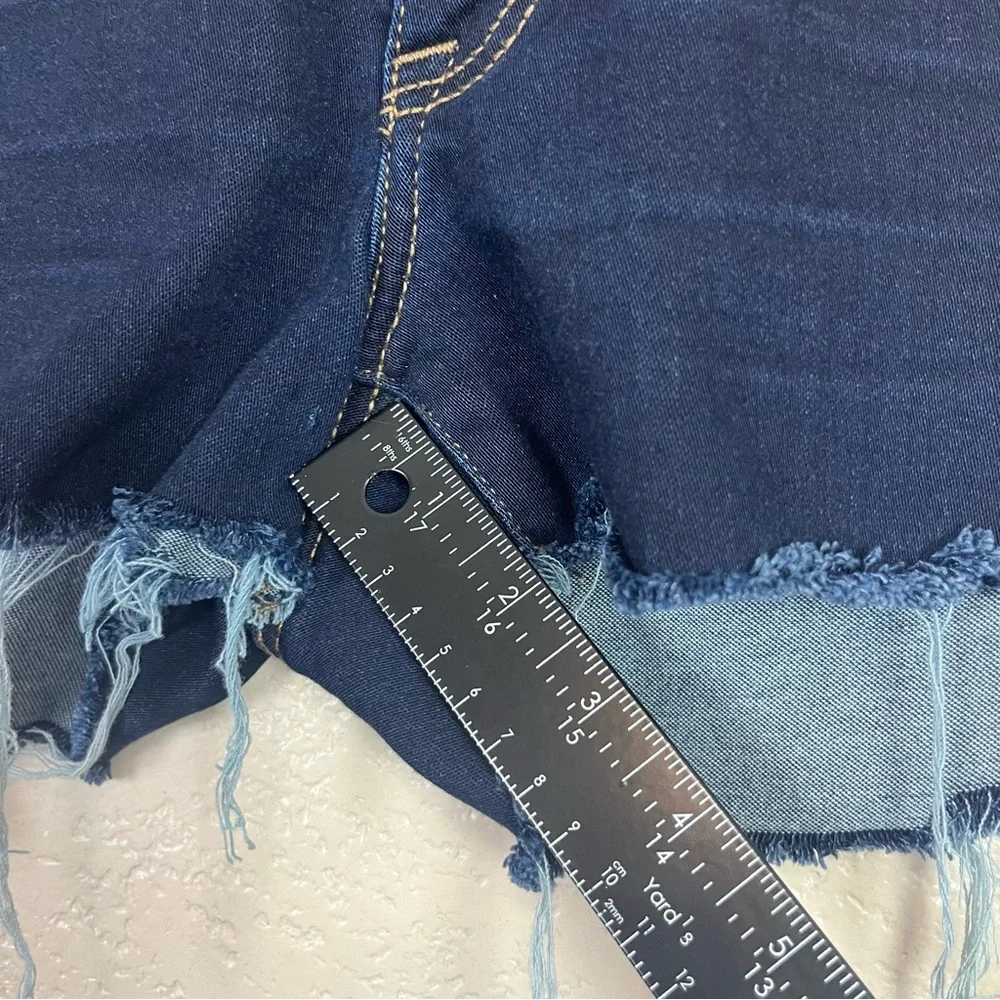 American Eagle Shorts Women's Sz. 8 Hi-Rise Shortie Super‎ Stretch Raw Hem Blue